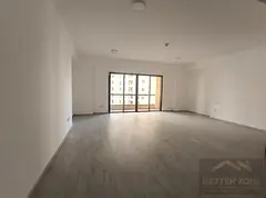 Speciuos Studio Unfurnished – Near to Tram Station