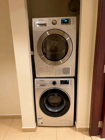 Samsung 8 kg washer and 8 kg dryer separate set new model slightly used