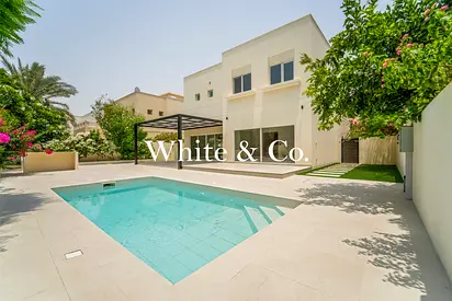 Fully Renovated|Turnkey Villa| Tenanted