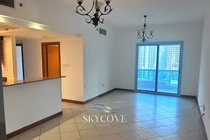 Spacious 2 Bedroom | Canal Views | Prime Location