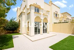 Single Row | Vacant | Landscaped Garden