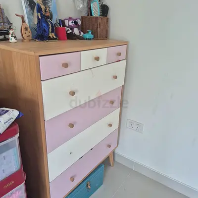 7-Drawer Chest of Drawers / Tall Dresser – Pink & White