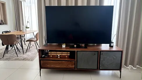 Tv unite