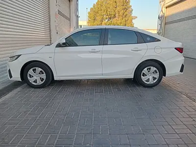 صورة 7 لـ 2023 Toyota YARIS