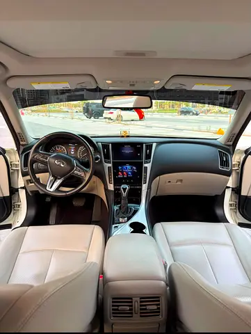 صورة 6 لـ 2021 Infiniti Q50