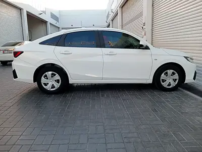 صورة 6 لـ 2023 Toyota YARIS