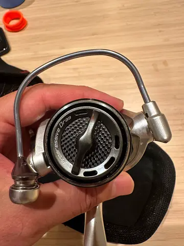 Okuma Helios HSX-20 FD ultralight fishing reel + Daiwa  UVF Emeraldas 0.5pe braid