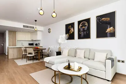1 Bed | Partial Sea View | Furnished and Equipped