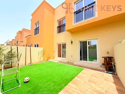 Fully Furnished 3Br Villa Near Pool | Amaranta B | Aed 150K | Ready To Move