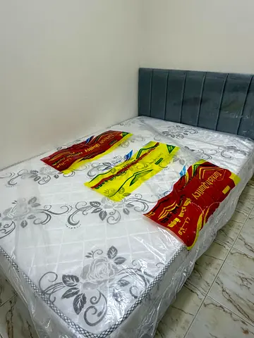 Luxury Premium Quality 160*200 Queen Size Fabric Bed Frame For Sale. Stylish Modern Design Bed Set
