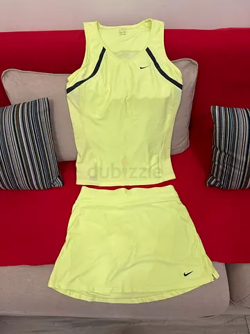 Nike Git Dry women's tennis tank and skirt set - size L light yellow