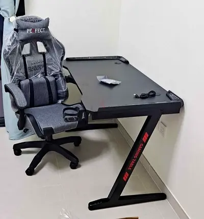 Gaming Desk with Ergonomic Gaming Chair — Good Condition