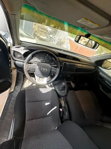 صورة 4 لـ 2016 Toyota HILUX