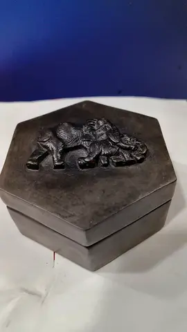 Resin wood storage box with elephant design-12cm length