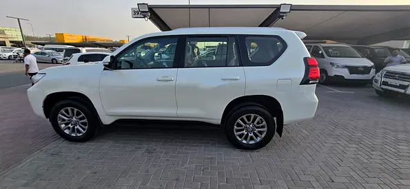 2020 Toyota PRADO — миниатюра 8