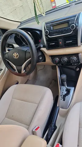 2015 Toyota YARIS — фото 5