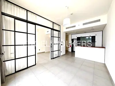 Unfurnished | Prime location | Ready to move in