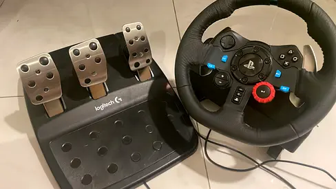 Brand new Logitech G racing wheel with pedals (PC/PS compatible) - perfect condition