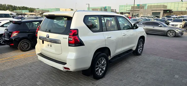 2020 Toyota PRADO — миниатюра 6