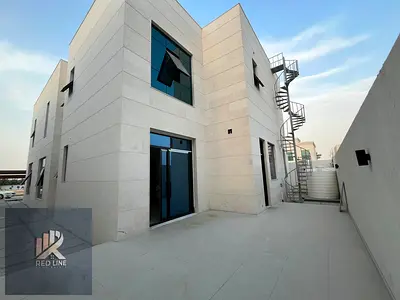 فرصة مميزة || فيلا 5 غرف نوم || في حوشي || سعر رائع || تصميم واسع || موقع متميز ||