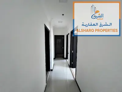 غرفتين وصاله في الروضه _موقع خدمي وممتاز _ قريب من كل الخدمات _ تكيف مركزي _ تشطيبات ممتازة ومساحات واسعه