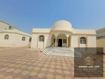 Villa for Annual Rent in Al Jurf 1 Spacious family villa featuring: 4 Bedrooms Spacious Living Room