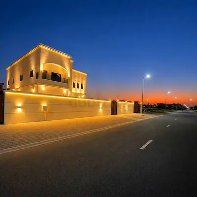 الشارقة , ضاحية البديع , حي حوشي