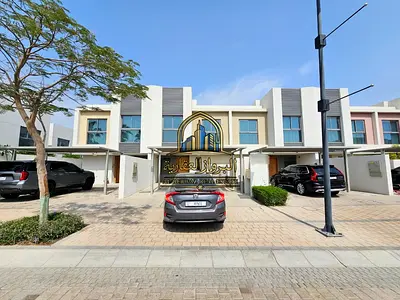 Premium 3BR villa| With Maidroom + Garden 🏡| In zahia Only 135k