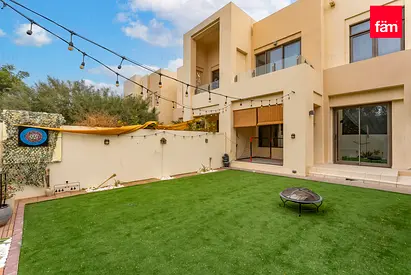 Single Row I Vacant Soon I Type I Near Pool 3br