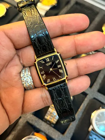 1980s–90s Orient Quartz | 58514044 | Black Dial | Roman Numerals Unisex Vintage Watch
