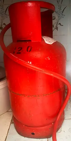 12 kg Red LPG Gas Cylinder - Used