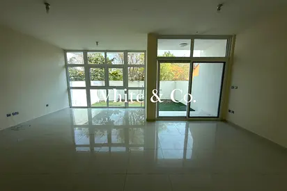 Big Stunning |Single Row 3Bed |On the Park
