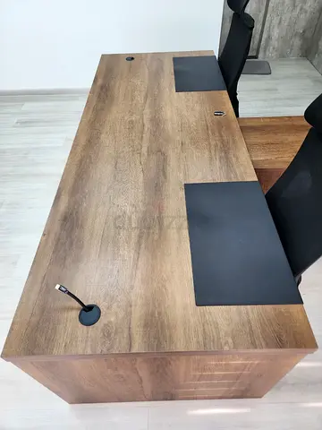 MANAGER DESK