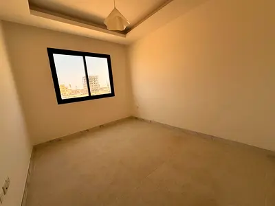 � للإيجار السنوي في عجمان – الجرف 3  �
