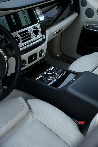 2017 ROLLS-ROYCE GHOST 照片 10