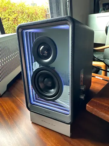 Edifier QR65 Active Bookshelf Speakers