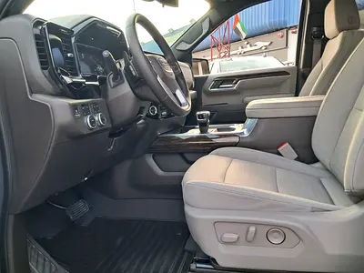 2025 GMC SIERRA 缩略图 11