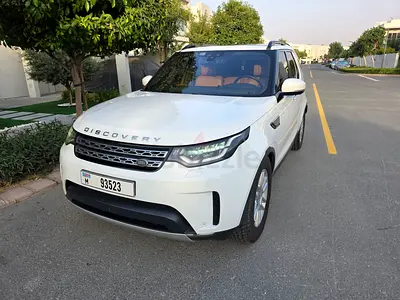 Pristine 2017 Land Rover Discovery HSE Luxury | GCC Specs | Full Service History