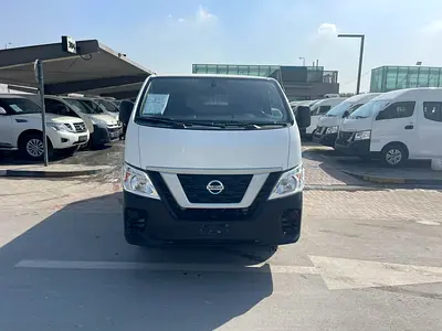 2022 Nissan URVAN — миниатюра 2