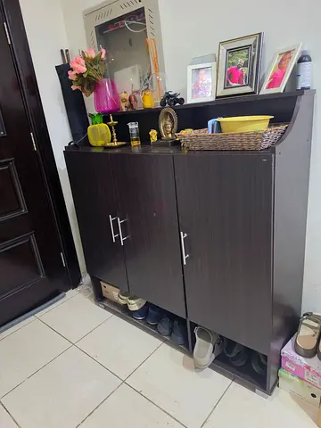Shoe stand