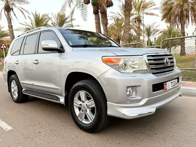 صورة مصغرة 7 لـ 2014 Toyota LAND CRUISER