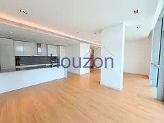 Bright+Renovated 2BR+M/R | Boulevard View | 6 Chqs