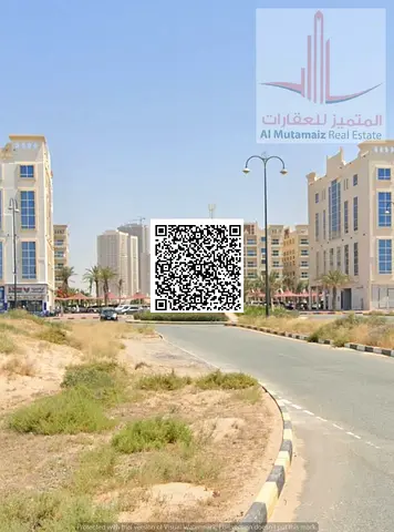 قطعة ارض للبيع في منطقة الياسمين .جنب قرية الاميره .سكني تجاري.مساحة ١٠ الف