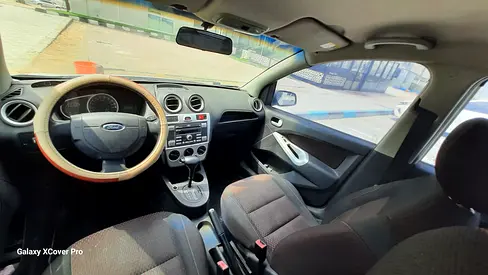 2011 FORD FIGO 照片 7
