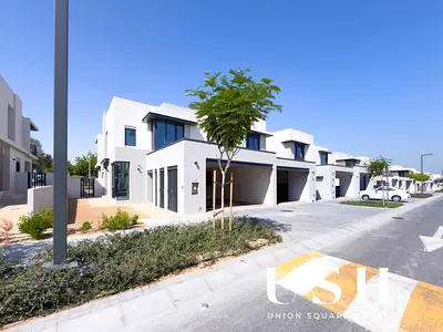 4BR | Townhouse | Single Row | Opposite to Park | Keys in Hands