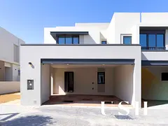 4BR | Townhouse | Single Row | Opposite to Park | Keys in Hands