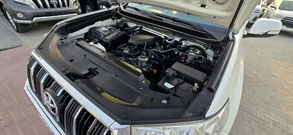 2020 Toyota PRADO — миниатюра 16