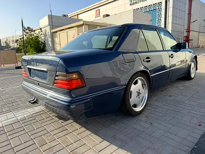 صورة 4 لـ 1993 Mercedes-BENZ E-CLASS