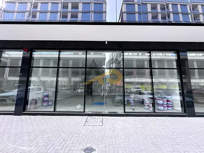 Premium Location ! Brand New Shop Available 80k