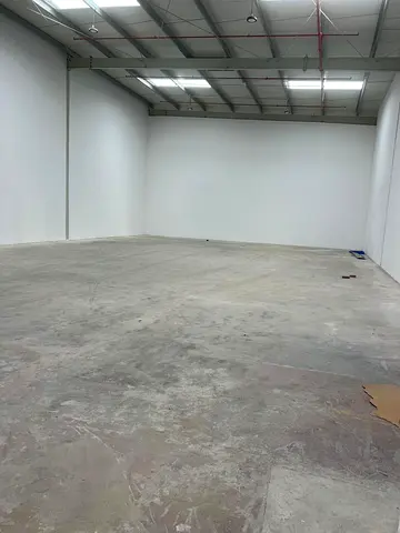 3650 sq ft road warehouse with Toilet/Pantry @68 for car detailing/garage/carpentary and light commercial activities Power 40 kw